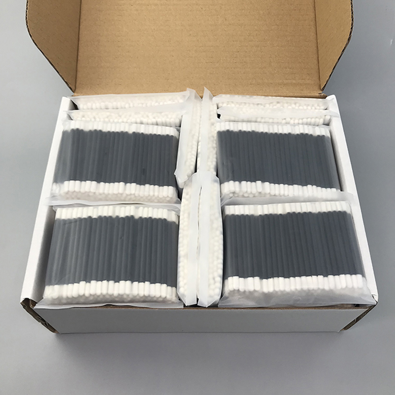 Double-tipped cleaning swabs